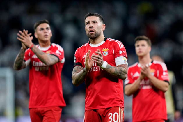 ESP: Real Madrid - SL Benfica. UEFA Champions League. Round of 16. Second Leg. Nicolas Otamendi of SL Benfica during the UEFA Champions League match, between Real Madrid and SL Benfica, Round of 16, second leg, played at Santiago Bernabeu Stadium on February 25, 2026 in Madrid, Spain. kpng Copyright: xCesarxCebollax xPRESSINPHOTOx PS_260225_RMA_BEN_102