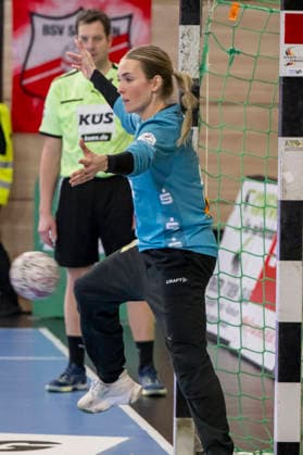 Handball Bundesliga Women,HBF, Season 2025 2026 SV Union Halle Neustadt vs BSV Sachsen Zwickau Halle, Germany February 25, 2026 In the picture Goalkeeper Sofie Kruggel Halle Halle Saale SWH Arena Sachsen Anhalt Germany