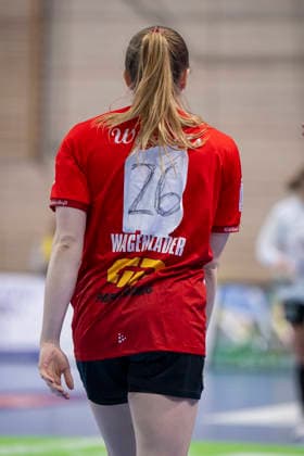 Handball Bundesliga Women,HBF, Season 2025 2026 SV Union Halle Neustadt vs BSV Sachsen Zwickau Halle, Germany February 25, 2026 In the picture Cara Reuthal Halle feature, symbol, symbol photo, characteristic, detail, Halle Saale SWH Arena Sachsen Anhalt Germany