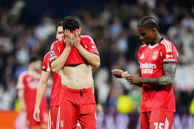 Real Madrid C.F. v SL Benfica - UEFA Champions League MADRID, SPAIN - FEBRUARY 25: Tomas Araujo centre-back of Benfica and Portugal dejected after lose the UEFA Champions League 2025 26 League Knockout Play-off Second Leg match between Real Madrid C.F. and SL Benfica at Estadio Santiago Bernabeu on February 25, 2026 in Madrid, Spain. Jose Hernandez Anadolu Madrid Spain. Editorial use only. Please get in touch for any other usage.  Copyright: x2026xAnadoluxJosexHernandezx