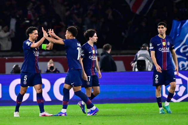 FOOTBALL : PSG vs Monaco - Ligue des Champions - 25 02 2026 Marquinhos ( 5 - PSG ) celebrates with teammates during the UEFA Champions League match between Paris Saint Germain and AS Monaco at Parc Des Princes on February 25 , 2026 in Paris, France. ( Photo by Federico Pestellini PsnewZ ) ParisFrance  Copyright: xFedericoxPestellinix