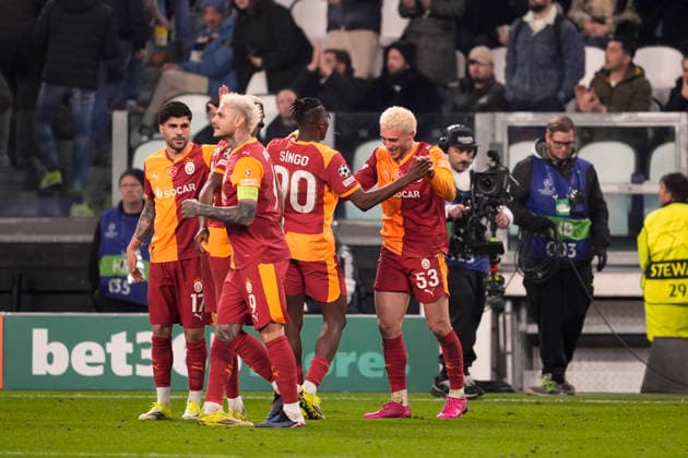 Galatasaray s Baris Yilmaz celebrates after scoring the 3-2 goal for his team during the Uefa Champions League soccer match between Juventus and Galatasaray at the Allianz Stadium in Turin, playoff 2 2, north west Italy - January 25, 2026. - Soccer  Copyright: xFabioxFerrari LaPressex