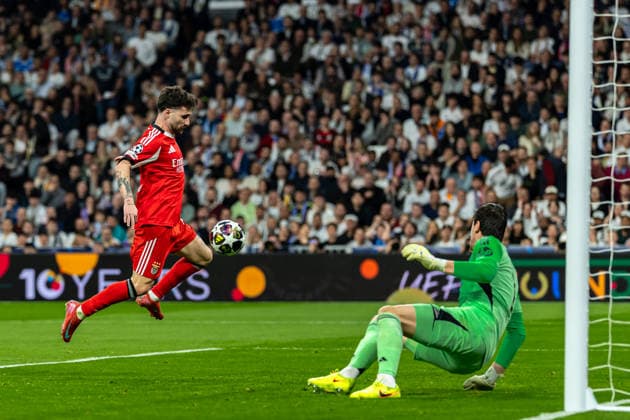 FBL Uefa Champions League 2025 26 Real Madrid SL Benfica Rafa Silva of Benfica scores his team s first goal during the UEFA Champions League 2025 26 League Play off Second Leg match between Real Madrid and Sport Lisboa e Benfica on Wednesday 25 February 2026 in Madrid, Spain Copyright: HMBxMedia CarlosxSilva