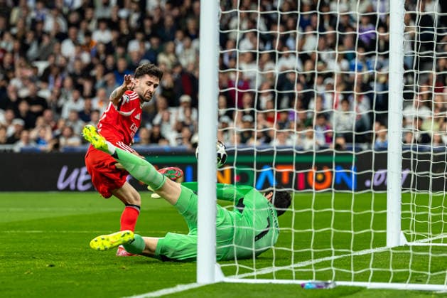 FBL Uefa Champions League 2025 26 Real Madrid SL Benfica Rafa Silva of Benfica scores his team s first goal during the UEFA Champions League 2025 26 League Play off Second Leg match between Real Madrid and Sport Lisboa e Benfica on Wednesday 25 February 2026 in Madrid, Spain Copyright: HMBxMedia CarlosxSilva