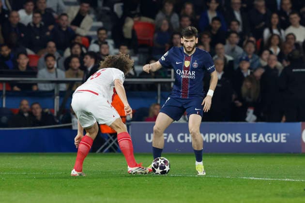 February 25, 2026, Paris, Paris, France: Khvicha KVARATSKHELIA of Paris Saint Germain in action during the match of UEFA Champions League between Paris Saint Germain and As Monaco at Parc des Princes Stadium - on February 25 2026 Paris - France Paris France - ZUMAb253 20260225_zsp_b253_023 Copyright: xLoicxBaratouxx