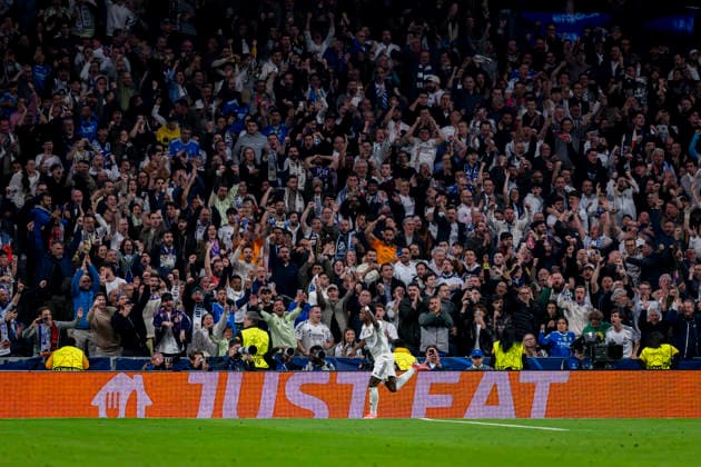 Real Madrid CF v SL Benfica - UEFA Champions League 2025 26 League Knockout Play-off Second Leg Vinicius Junior of Real Madrid celebrates his goal during the UEFA Champions League 2025 26 League Knockout Play-off Second Leg match between Real Madrid C.F. and SL Benfica at Estadio Santiago Bernabeu on February 25, 2026 in Madrid, Spain. Madrid Estadio Santiago Bernabeu Madrid Spain Copyright: xAlbertoxGardinx AGardin_20260225_Foot_Champ_Rea_Mad_Ben_0940