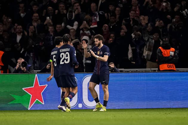 Paris, France February 25 Khvicha Kvaratskhelia of Paris Saint Germain celebrating his goal with his teammates during the UEFA Champions League 2025 26 League Knockout Play off Second Leg match between Paris Saint Germain and AS Monaco at Parc des Princes on February 25, 2026 in Paris, France Photo by Antonio Borga Eurasia Sport Images Paris Parc des Princes France Copyright: x x2026xEurasiaxSportxImagesx jp-en-EuSpIm-AB6_PSG_Monaco_25Feb2026_PR603