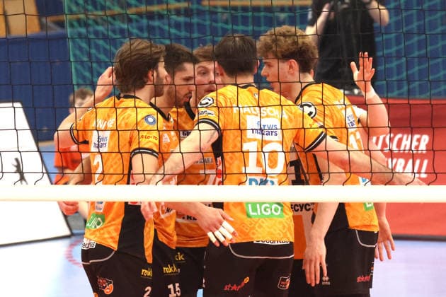 DEU, DVV, 1 VBL, BR Volleys vs VCO Olympia, 25 02 2026, Hohenschoenhausen, Berlin, DEU, DVV, 1 VBL, BR Volleys vs VCO Olympia, in the picture BR Volleys players circle nordphotoxGmbHx xEngler nph00076