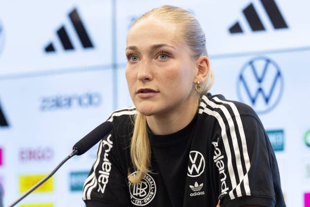 Training and press conference German womens national soccer team Camilla Küver VfL Wolfsburg Training and press conference of the womens national team before the World Cup qualifiers against Slovenia and Norway on February 25, 2026 in Frankfurt am Main, Frankfurt am Main Hesse Germany DFB Campus