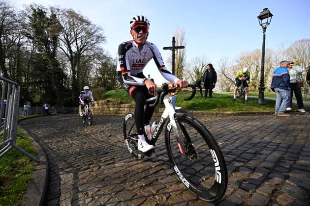 Omloop Het Nieuwsblad 2026 Cycling Race Media Activities 26 02 2026 NINOVE, BELGIUM - FEBRUARY 26 : Politt Nils (GER) of UAE Team Emirates - XRG at Mur de Grammont Muur van Geraardsbergen during a training and reconnaissance session prior to the 81th edition of Omloop Het Nieuwsblad an UCI World Tour 1.UWT one day cycling road race for Men Elite of km with start in Ghent and finish in Ninove on February 26, 2026 in Ninove, Belgium, 26 02 2026 ( Motordriver Guy De Vuyst - Ninove Belgium  Copyright: xNicoxVereeckenx