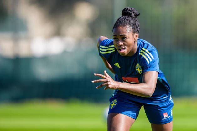 260226 Monica Jusu Bah of the Swedish women s national football team at a training session on February 26, 2026 in Albuferia Photo Ludvig Thunman BILDBYRAN code LT LT0774 fotboll football soccer fotball träning practice training sverige sweden dam bbeng  Copyright: LUDVIGxTHUNMAN BB260226LT033