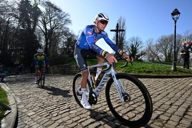Omloop Het Nieuwsblad 2026 Cycling Race Media Activities 26 02 2026 NINOVE, BELGIUM - FEBRUARY 26 : Van Der Poel Mathieu (NED) of Alpecin - Premier Tech and Van Avermaet Greg at Mur de Grammont Muur van Geraardsbergen during a training and reconnaissance session prior to the 81th edition of Omloop Het Nieuwsblad an UCI World Tour 1.UWT one day cycling road race for Men Elite of km with start in Ghent and finish in Ninove on February 26, 2026 in Ninove, Belgium, 26 02 2026 ( Motordriver Guy De Vuyst - Ninove Belgium  Copyright: xNicoxVereeckenx