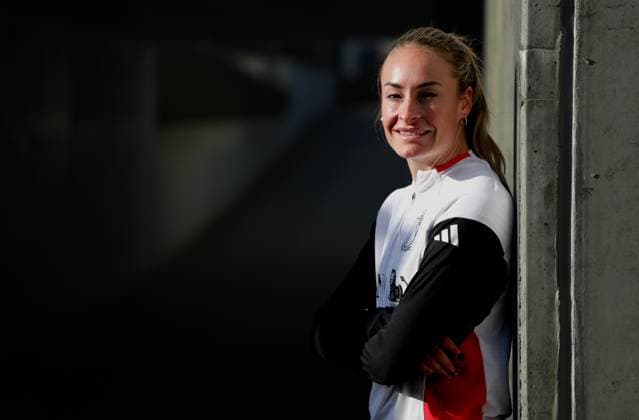 Belgium s Tessa Wullaert poses for the photographer at a press conference, PK, Pressekonferenz of Belgium s national women s soccer team the Red Flames, on Thursday 26 February 2026 in Tubize. The team is preparing for two games against Israel next week, in the qualifiers for the 2027 FIFA Women s World Cup. VIRGINIExLEFOUR  x165386175x