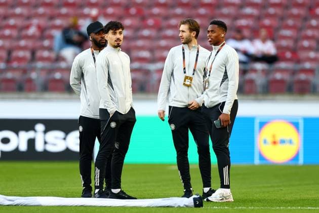 Celtic players look at the pitch. Stuttgart v Celtic, UEFA Europa League, Knockout Round Play Offs, Second Leg, Football, MHP Arena, Stuttgart, Germany - 26 Feb 2026Stuttgart MHP Arena Germany EDITORIAL USE ONLY No use with unauthorised audio, video, data, fixture lists, club league logos or live services. Online in-match use limited to 120 images, no video emulation. No use in betting, games or single club league player publications. Copyright: xJamesxMarsh Shutterstockx 16701577o