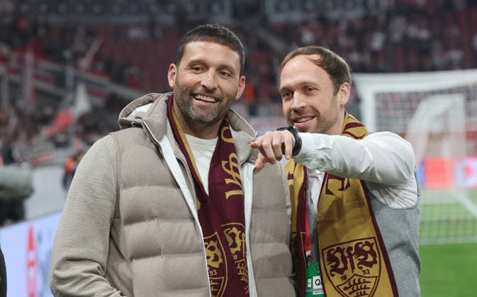 Stuttgart , Europa League VfB Stuttgart vs Celtic Glasgow , from left Kevin Kruanyi Andreas Hinkel
