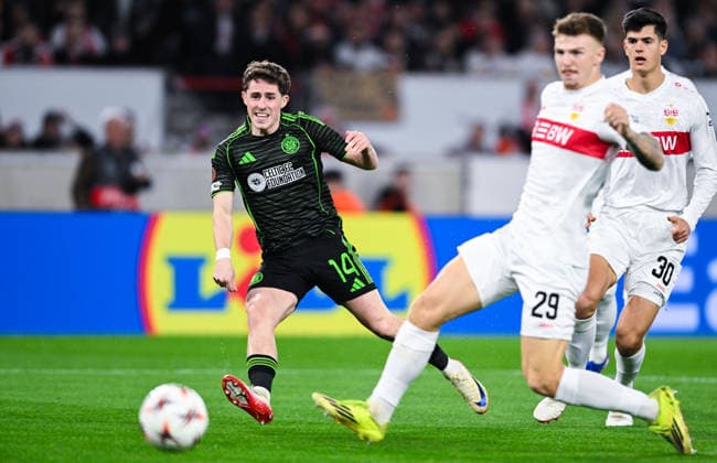 Luke McCowan Celtic FC scores his team s first goal against Finn Jeltsch VfB Stuttgart and Chema VfB Stuttgart during the UEFA Europa League 2025 26 Knockout Play off Second Leg match between VfB Stuttgart and Celtic FC at Stuttgart Arena on February 26, 2026 in Stuttgart, Germany Photo by Silas Schueller DeFodi Images