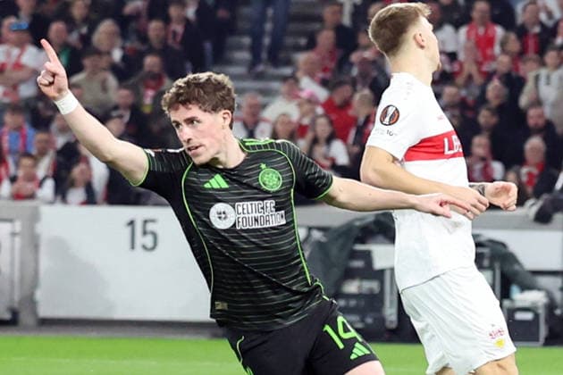 26 02 2026, xrekx, Football UEFA Europa League, VfB Stuttgart Celtic Glasgow v l Torjubel nach dem Tor zum celebrating the goal celebrate 0 1 durch Luke McCowan Celtic Glasgow DFL DFB REGULATIONS PROHIBIT ANY USE OF PHOTOGRAPHS as IMAGE SEQUENCES and or QUASI VIDEO Stuttgart
