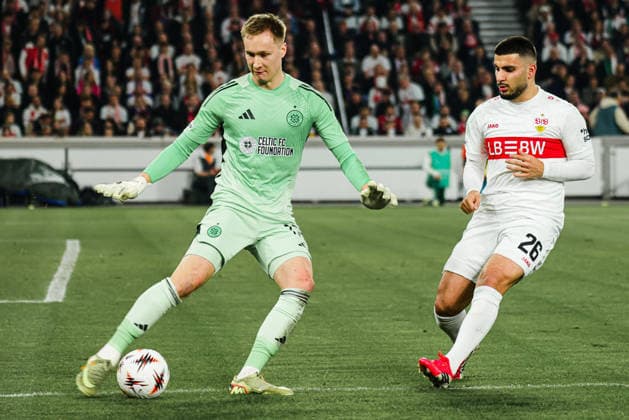 26 02 2026, xhettx, Football UEFA Europa League, VfB Stuttgart Celtic Glasgow v l 12 clears before Deniz Undav VFB Stuttgart, 26 DFL DFB REGULATIONS PROHIBIT ANY USE OF PHOTOGRAPHS as IMAGE SEQUENCES and or QUASI VIDEO