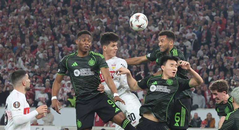 Stuttgart , Europa League VfB Stuttgart vs Celtic Glasgow , center Chema Andres VfB