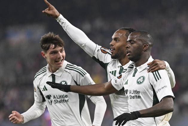 Panathinaikos Athens players celebrate a goal during the European League playoffs return match of 1st round Viktoria Plzen vs Panathinaikos Athens on February 26, 2026 in Pilsen, Czech Republic. (CTKxPhoto MiroslavxChaloupka) CTKPhotoP2026022607530  CTKPhotoP2026022607530