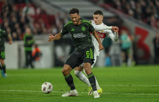GER, Stuttgart, VfB Stuttgart vs Celtic Glasgow, Europa League, Football, UEFA, Season 2025 2026, MHP Arena, Playoffs, Second leg in picture v l Auston Trusty Celtic Glasgow 6 , Badredine Bouanani VfB Stuttgart 27 DFB DFL REGULATIONS PROHIBIT ANY USE OF PHOTOGRAPHS AS IMAGE SEQUENCES AND OR QUASI VIDEO, 26 02 2026 Copyright: HMBxMedia HendrikxHamelau