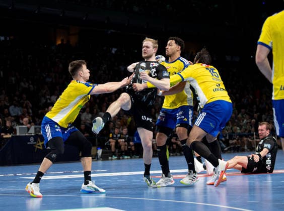 Handball, Men, Season 2025 2026, Champions League Group A, Matchday 12 , Füchse Berlin Industria Kielce, v l Michal Olejniczak Kielce , Matthes Langhoff Füchse Berlin , Theo Monar Kielce , Jorge Maqueda Peno Kielce , 26 02 2026, Copyright: xSebastianxRäppold MatthiasxKochx