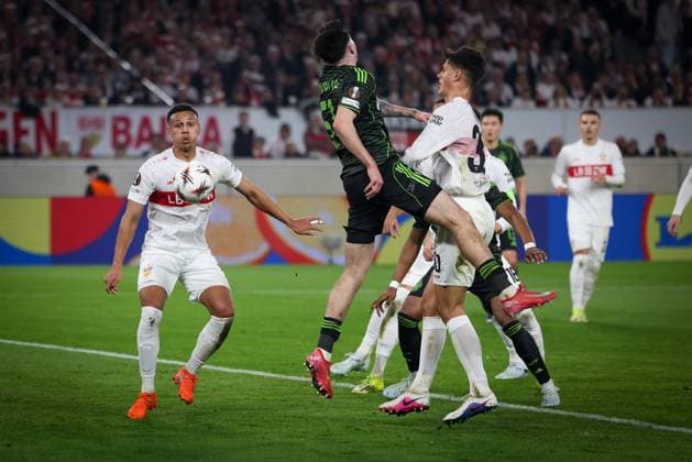 Colby Donovan 51 Celtic Glasgow FC misses a ball, chance for Glasgow, with Luca Jaquez 14 VfB Stuttgart , Chema Andres 30 VfB Stuttgart , VfB Stuttgart vs Celtic Glasgow FC, Football, Men, UEFA Europa League, Season 2025 2026, Play off, Round 2 of 2, 26 02 2026 Stuttgart Baden Wuerttemberg Germany Copyright: xkolbert-press MartinxAgüerax