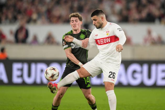Soccer, UEFA Europa League, 20260226, VfB Stuttgart Celtic Glasgow Pictured from l Luke MCCOWAN Glasgow, 14 , Deniz UNDAV Stuttgart, 26 , duel ball Stuttgart MHP Arena Baden Württemberg Germany Copyright: Passion2Press MarkusxFischerx