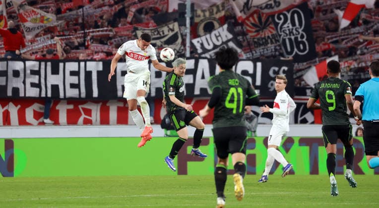 26 02 26 VfB Stuttgart Celtic Glasgow Germany, Stuttgart, 26 02 2026, Football, UEFA Europa League, Season 2025 2026, Play Offs, Second leg, VfB Stuttgart Celtic Glasgow v l Luca Jaquez VfB Stuttgart , Daizen Maeda Celtic Glasgow