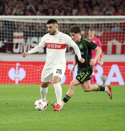 26 02 26 VfB Stuttgart Celtic Glasgow Germany, Stuttgart, 26 02 2026, Football, UEFA Europa League, Season 2025 2026, Play Offs, Second leg, VfB Stuttgart Celtic Glasgow v l Deniz Undav VfB Stuttgart , Luke McCowan Celtic Glasgow