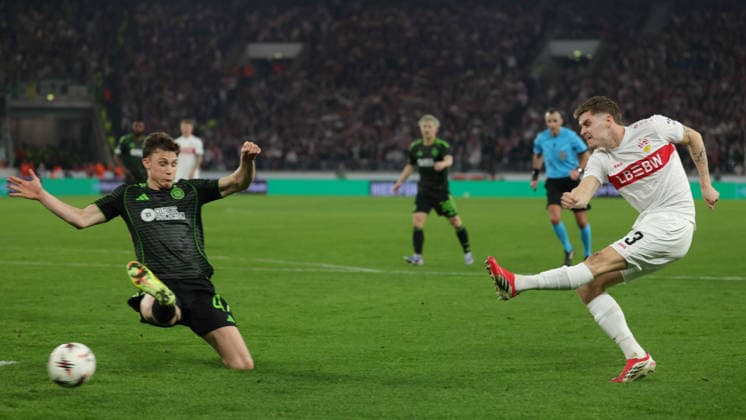 Stuttgart , Europa League VfB Stuttgart vs Celtic Glasgow , Dane Murray Glasgow Ramon Hendriks VfB