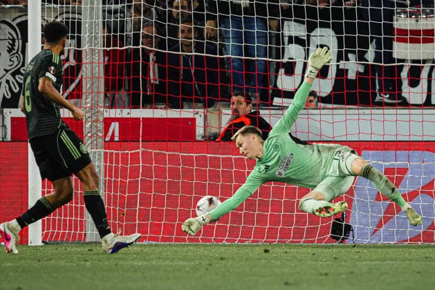 26 02 2026, xhettx, Football UEFA Europa League, VfB Stuttgart Celtic Glasgow v l Goal by Deniz Undav VFB Stuttgart, 26 is withdrawn for offside DFL DFB REGULATIONS PROHIBIT ANY USE OF PHOTOGRAPHS as IMAGE SEQUENCES and or QUASI VIDEO