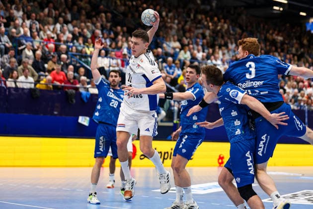 26 02 2026, xKWIx, Handball, DAIKIN Handball Bundesliga, TBV Lemgo Lippe Handball Sport Verein Hamburg, PHOENIX CONTACT Arena Nicolaj Jorgensen Handball Sport Verein Hamburg 11 throwing Photo xKamilxWilkowskixPressefotoKochx NRW Germany