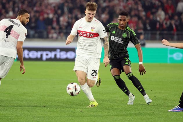 26 02 2026, xrekx, Football UEFA Europa League, VfB Stuttgart Celtic Glasgow v l Finn Jeltsch VfB Stuttgart Junior Adamu Celtic Glasgow DFL DFB REGULATIONS PROHIBIT ANY USE OF PHOTOGRAPHS as IMAGE SEQUENCES and or QUASI VIDEO Stuttgart