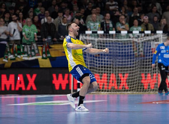 Handball, Men, Season 2025 2026, Champions League Group A, Matchday 12 , Füchse Berlin Industria Kielce, Arkadiusz Jacek Moryto Kielce , Cheering after the final whistle, 26 02 2026, Copyright: xSebastianxRäppold MatthiasxKochx