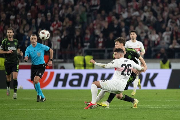 from left in duel Deniz Undav VfB Stuttgart 26 , Dane Murray Celtic Glasgow, 47 GER, VfB Stuttgart vs Celtic FC Glasgow, Football, UEFA Europa League, Men, Play Offs second leg, Season 2025 2026, 26 02 2026, GER, VfB Stuttgart vs Celtic FC Glasgow, Football, UEFA Europa League, Men, Play Offs second leg, Season 2025 2026, 26 02 2026 Stuttgart Copyright: xEibner-Pressefoto WolfgangxFrankx EP_WFK
