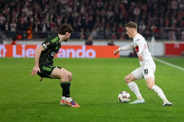 Chris Fuehrich 10 VfB Stuttgart in action, VfB Stuttgart vs Celtic Glasgow FC, Football, Men, UEFA Europa League, Season 2025 2026, Play off, Round 2 of 2, 26 02 2026 Stuttgart Baden Wuerttemberg Germany Copyright: xkolbert-press MartinxAgüerax