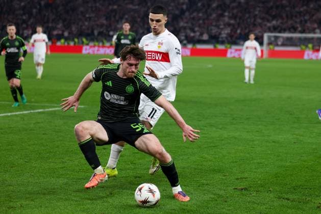 Bilal El Khannouss 11 VfB Stuttgart in action against Anthony Ralston 56 Celtic Glasgow FC , VfB Stuttgart vs Celtic Glasgow FC, Football, Men, UEFA Europa League, Season 2025 2026, Play off, Round 2 of 2, 26 02 2026 Stuttgart Baden Wuerttemberg Germany Copyright: xkolbert-press MartinxAgüerax