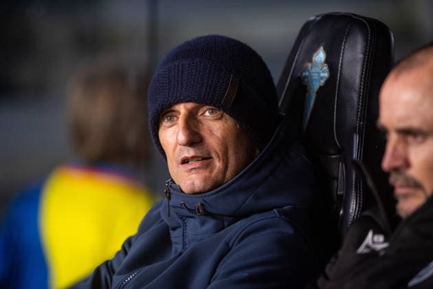 February 26, 2026, Vigo, Guimaraes, Spain: Razvan Lucescu head coach of PAOK is seen during the UEFA Europa League 2025 26 Knockout Play-off Second Leg match between Real Club Celta and PAOK FC at Estadio Balaidos on February 26, 2026 in Vigo, Spain. Real Club Celta V PAOK FC - UEFA Europa League 2025 26 Knockout Play-Off Second Leg  - ZUMAl192 20260226_zsp_l192_014 Copyright: xMiguelxLemosx