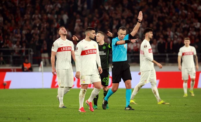 26 02 26 VfB Stuttgart Celtic Glasgow Germany, Stuttgart, 26 02 2026, Football, UEFA Europa League, Season 2025 2026, Play Offs, Second leg, VfB Stuttgart Celtic Glasgow v l Deniz Undav VfB Stuttgart , Irfan Peljto Referee