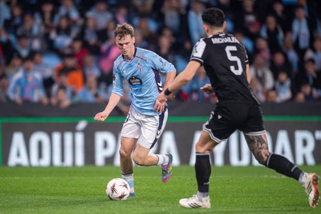 February 26, 2026, Vigo, Guimaraes, Spain: Williot Swedberg of RC Celta Vigo is seen on action during the UEFA Europa League 2025 26 Knockout Play-off Second Leg match between Real Club Celta and PAOK FC at Estadio Balaidos on February 26, 2026 in Vigo, Spain. Real Club Celta V PAOK FC - UEFA Europa League 2025 26 Knockout Play-Off Second Leg  - ZUMAl192 20260226_zsp_l192_043 Copyright: xMiguelxLemosx