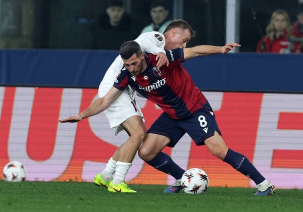 Bologna™s fight for the ball during the UEFA EuroRemo Freuler pa League soccer match between Bologna and Brann at the Renato Dall™Ara Stadium in Bologna, north Italy - Thursday, February 26, 2026  Copyright: xGiannixSantandrea LaPressex
