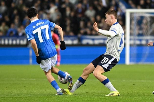 Genk s Zakaria El Ouahdi and Dinamo s Gabriel Vidovic pictured in action during a soccer game between Belgian team KRC Genk and Croatian GNK Dinamo Zagreb, Thursday 26 February 2026 in Genk, in the play-off for the knockout phase of the UEFA Europa League tournament. Genk won the first leg 1-3. JILLxDELSAUX  x165474812x