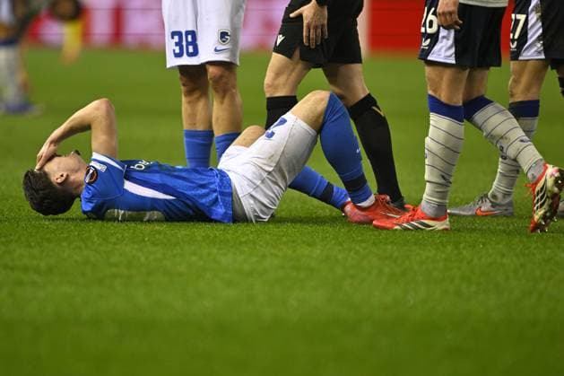 Genk s Robin Mirisola and looks injured during a soccer game between Belgian team KRC Genk and Croatian GNK Dinamo Zagreb, Thursday 26 February 2026 in Genk, in the play-off for the knockout phase of the UEFA Europa League tournament. Genk won the first leg 1-3. JOHAN EYCKENS JohanxEyckens  x165474400x