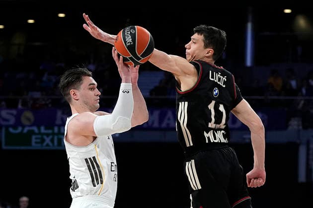 REAL MADRID v FC BAYERN MUNICH. EUROLEAGUE 2025 2026. REGULAR SEASON. ROUND 29. Real Madrid s Mario Hezonja (l) and FC Bayern Munich s Vladimir Lucic during Euroleague Regular Season Round 29 match. February 26, 2026. (ALTERPHOTOS Acero) MadridSpain  Copyright: xAcerox