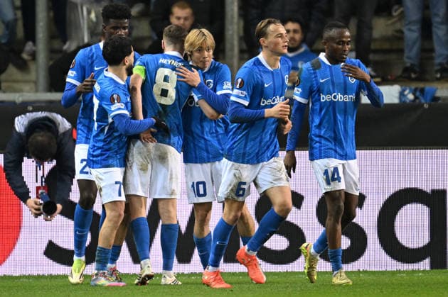 260226 KRC Genk vs Dinamo Zagreb Junya Ito (10) of Genk celebrates after scoring the 2-3 goal pictured during the second leg game in the Uefa Europa League season 2025-2026 Knock Out Phase between KRC Genk and Dinamo Zagreb from Croatia on February 27 , 2026 in Genk, Belgium. (Photo by David Catry Isosport) Genk Belgium  Copyright: xDavidxCatryx 20260227DC2_3582