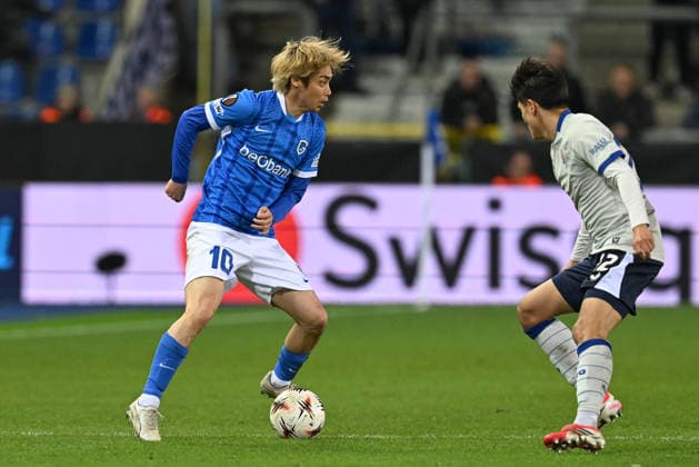 260226 KRC Genk vs Dinamo Zagreb Junya Ito (10) of Genk pictured pictured during the second leg game in the Uefa Europa League season 2025-2026 Knock Out Phase between KRC Genk and Dinamo Zagreb from Croatia on February 26 , 2026 in Genk, Belgium. (Photo by David Catry Isosport) Genk Belgium  Copyright: xDavidxCatryx 20260226DC2_3250