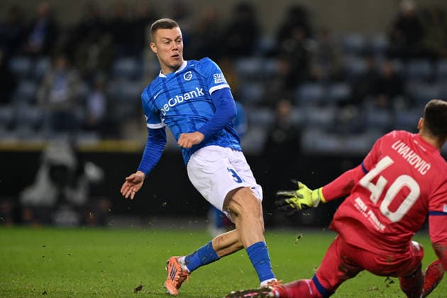 260226 KRC Genk vs Dinamo Zagreb Daan Heymans (38) of Genk scores the 3-3 equalizer goal pictured during the second leg game in the Uefa Europa League season 2025-2026 Knock Out Phase between KRC Genk and Dinamo Zagreb from Croatia on February 27 , 2026 in Genk, Belgium. (Photo by David Catry Isosport) Genk Belgium  Copyright: xDavidxCatryx 20260227DC2_3873