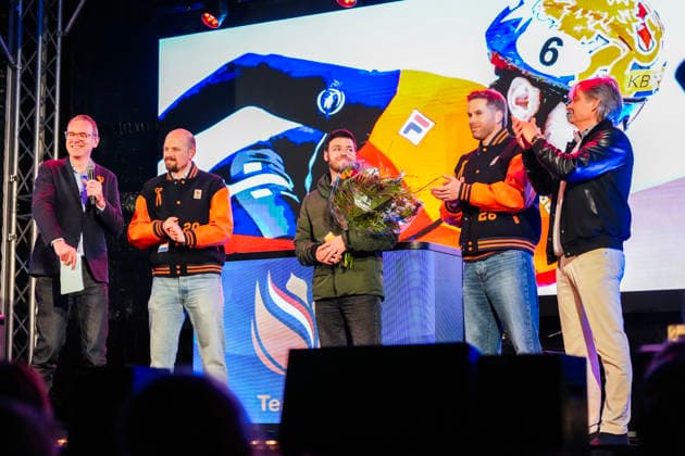 2026-02-26 - Tribute TeamNL Tribute TeamNL HEERENVEEN, NETHERLANDS - FEBRUARY 26: Jeroen Stomphorst, Freek van der Wart, Sjinkie Knegt, Daan Breeuwsma, Jeroen Otter during the Tribute TeamNL Tribute TeamNL at the Oude Koenarkt on February 26, 2026 in Heerenveen, Netherlands Heerenveen Oude Koenarkt Netherlands Content not available for redistribution in The Netherlands directly or indirectly through any third parties. Copyright: xDouwexBijlsmax