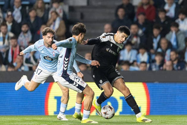 seen during UEFA Europa League knock out play off game between teams of RC Celta de Vigo and PAOK FC at Estadio de Balaidos (Maciej Rogowski Ball Raw Images PT) Vigo Estadio de Balaidos Spain Copyright: xMaciejxRogowskix _ROG4125